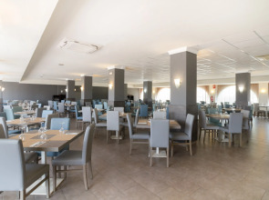 Отель Ibersol Playa Dorada