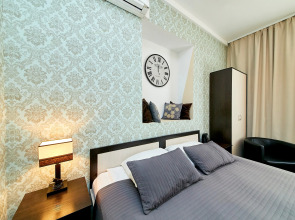 Отель Априори