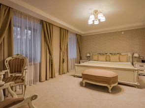 Отель Полонез