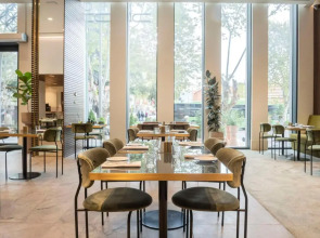 Отель Hilton Garden Inn Tbilisi Chavchavadze