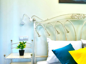 Квартира Уютная 2-х комнатная в 1 минуте от метро Академическая