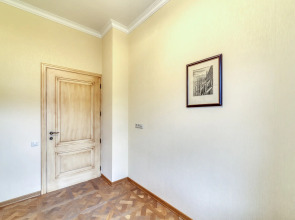 Апартаменты Превосходная квартира у парка Горького