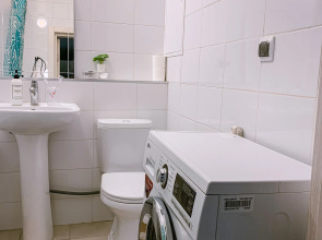 Апартаменты Уютная квартира возле ТЦ Москва