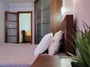 Квартира на Бикбая 23/2. Просторные трёхкомнатные апартаменты на 6 гостей.