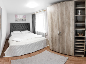 Апартаменты Двухкомнатные в центре города на Красноармейская 124