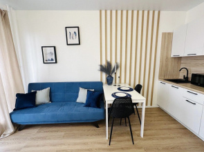 Uyutnaya Studiya Ryadom S Kad Novoselye Flat