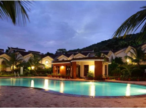 Riviera Foothills Apartments