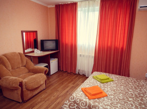 Отель София