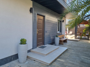 Гостевой Дом с Бассейном