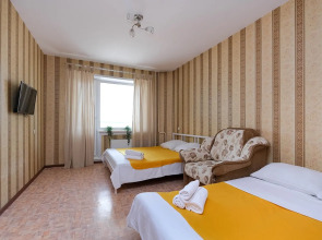 Квартира рядом с Мнтк им. Федорова и Ск Заря