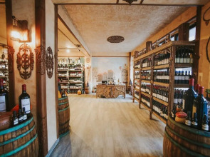 Отель Wine Palace