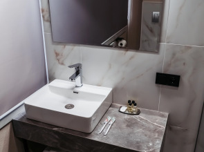 Отель Green Hill hotel