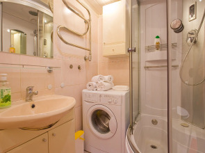 Апартаменты на Марата 22