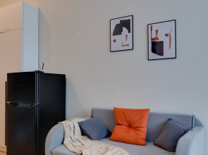 Квартира Happy People на Серебрякова 11к2