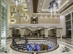 Отель Karmir Resort  & SPA