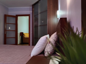 Квартира на Бикбая 23/2. Просторные трёхкомнатные апартаменты на 6 гостей.