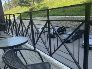 Апартаменты в ГЛК Солнечная Долина на 5 чел.