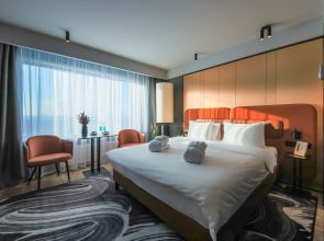 Отель Mercure Hotel and Residences Saint Petersburg