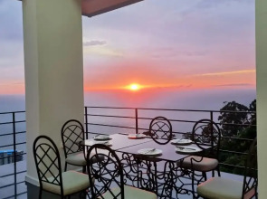 Отель Hills Kvariati