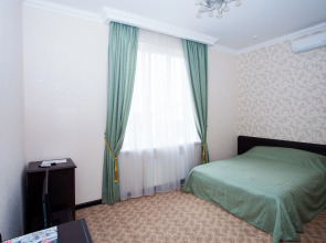 Отель Свит Холл