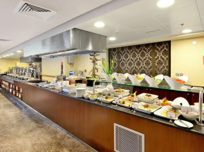 Отель Copthorne Sharjah