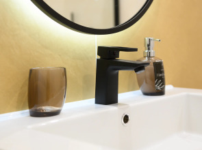 Апартаменты Современные у метро Покрышкина