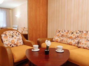 Апартаменты 9 ночей на Чкалова 48