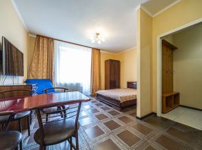 Апартаменты GoodApart near the Pulkovo Park 2