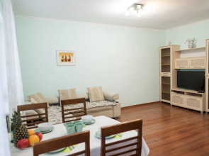 Uyutnyij Domik S Dvumya Spalnyami Flat