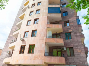 Апартаменты on Mashtots avenue 33/1-51