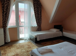 Гостевой дом Лариса