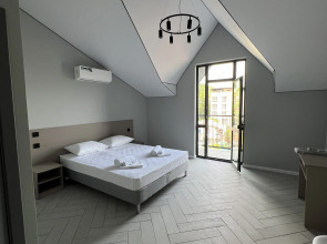 Отель Aurora Inn Gagra