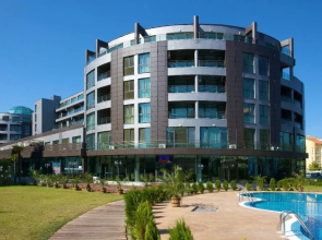 Sunny Beach Plaza Apartments