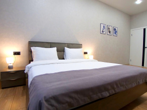 1 Na 2Oy Lezhnevskoy Ulitse 18 Apartments