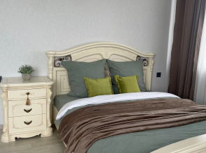 Квартира Просторная на Курсантов Кировцев