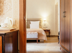 Amra Park Hotel & Spa