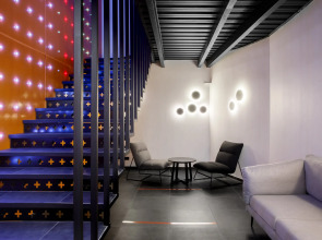 Капсульный отель Luna Capsule