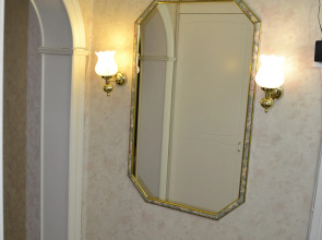 Квартира двухкомнатная с сауной лифтом и балконом