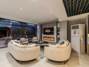 Intercity Airport Hotel