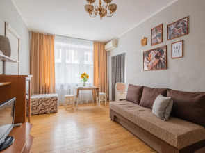 Апартаменты Кварт-Отель, Гашека, 11