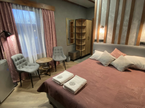 Studiya 1 Dvorik Druzei Apartments