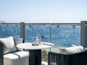 Sunrise Remal Beach Resort