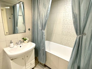 Апартаменты КВАРТ отель на Фирсова