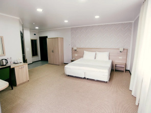 Отель Горизонт