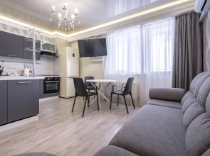 Апартаменты Эксклюзивные с ванной на балконе и видом на Marriott в ЖК Центральный