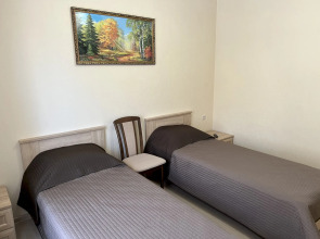 Частный Дом 120 2 Комнатный Этаж с Кухней