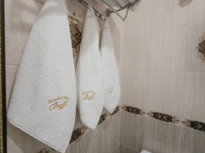 Отель Дизак