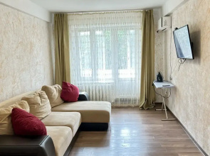 3kh Komnatnaya Na Beloy Romashke Flat