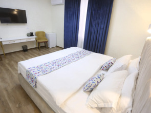 Отель Bibihojar