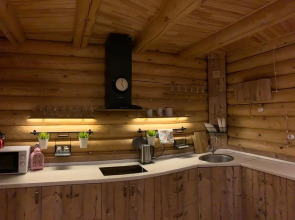 Дом с Бассейном